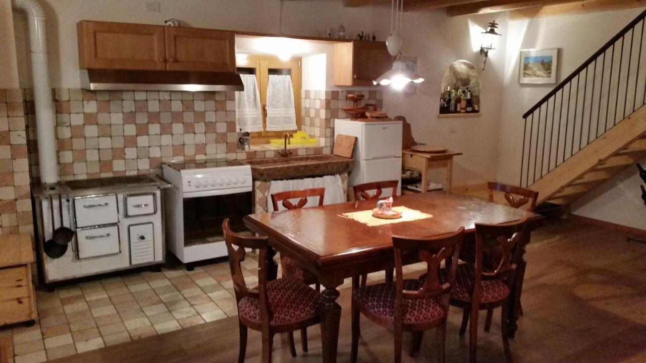 Chalet La Nos Molina di Ledro Δωμάτιο φωτογραφία